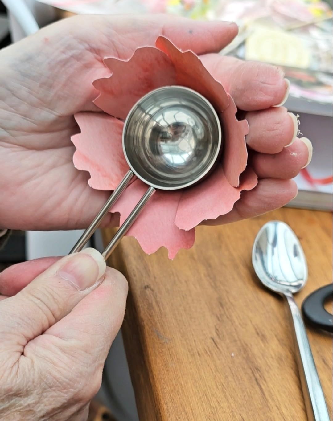 The Bouquet in a Book - Press-out Papercraft
