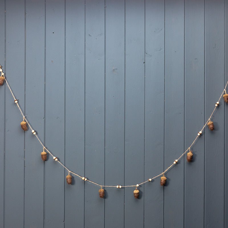 Wool Acorn Garland (180cm)