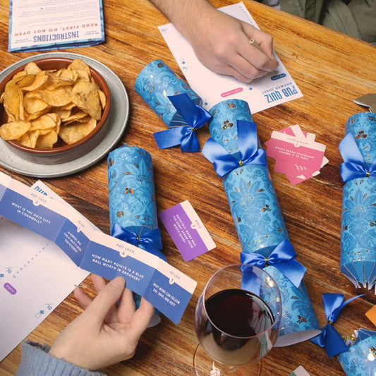 Pub Quiz Christmas Cracker, 6 Pack