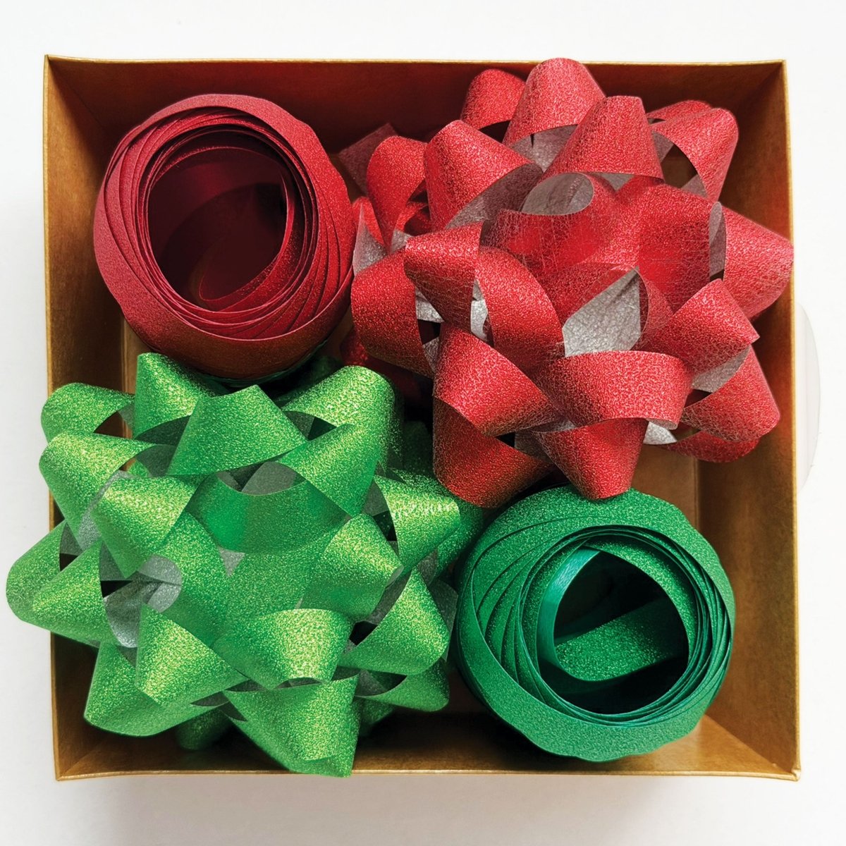 Red and Green Ribbon & Bow Set