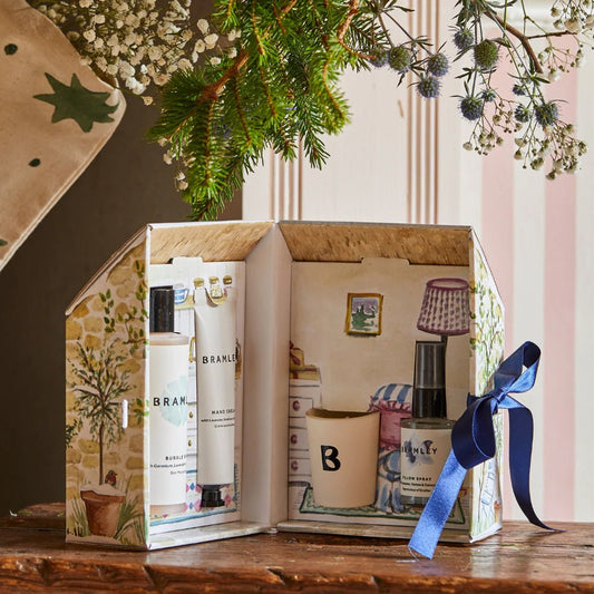 Bramley Christmas Cottage Gift Set