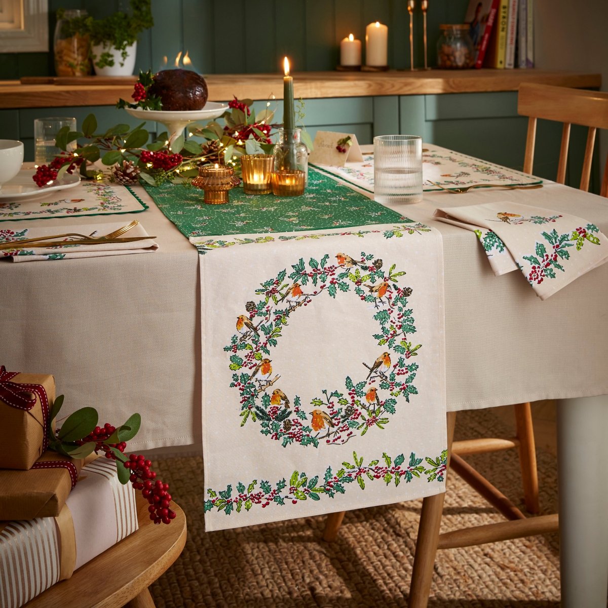 Christmas Robins Cotton Table Runner