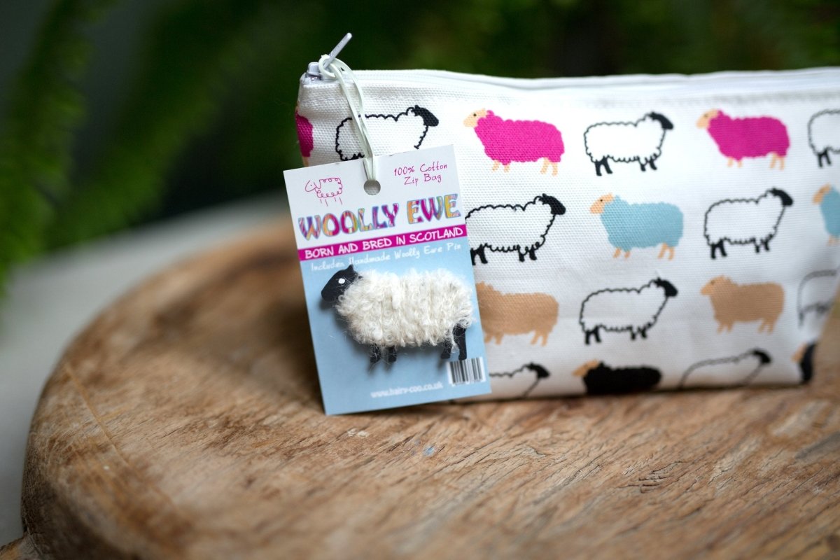 Woolly Ewe Zip Bag