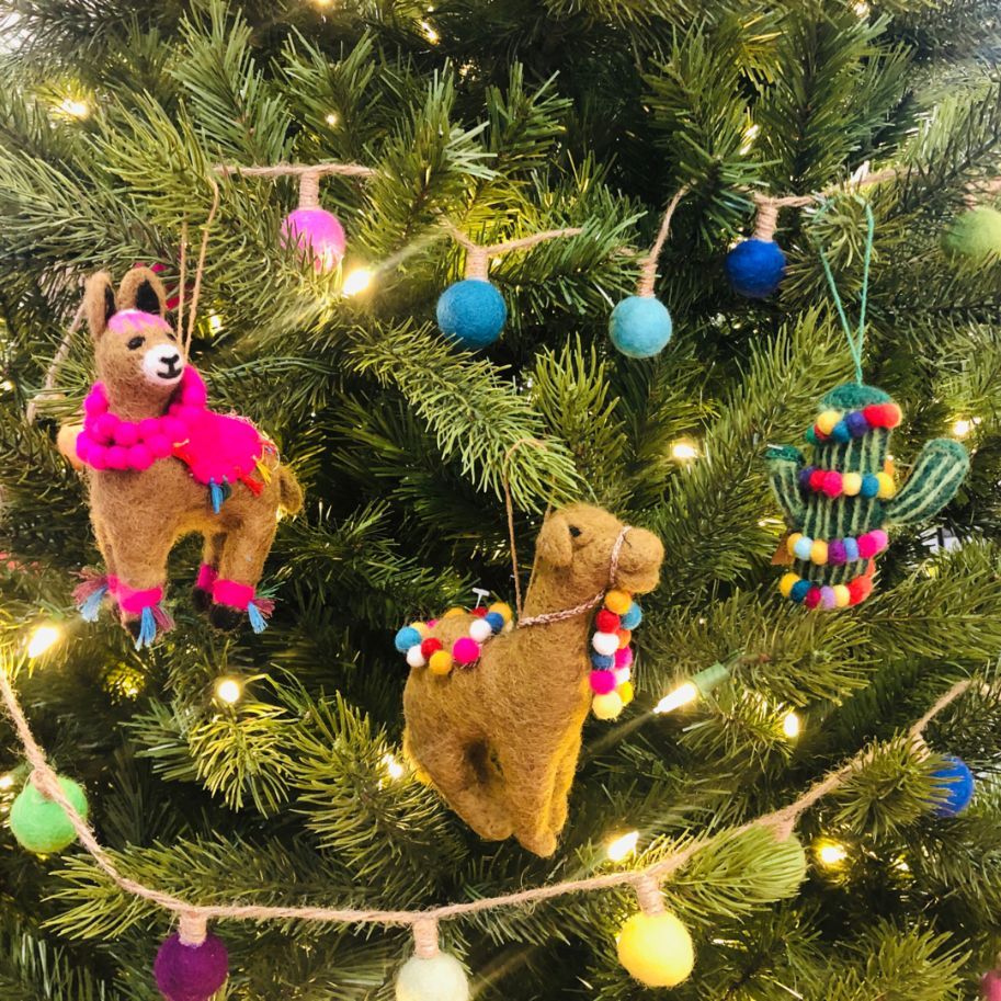 Handmade Biodegradable Felt Lightbulb Garland Home Decoration